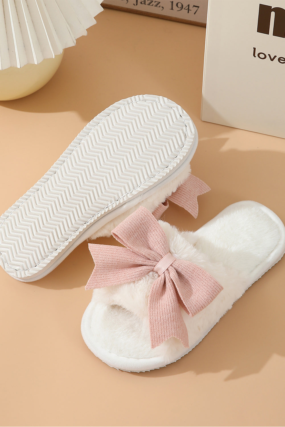 White Bow Knot Decor Open Toe Plush Slippers elegantbunny