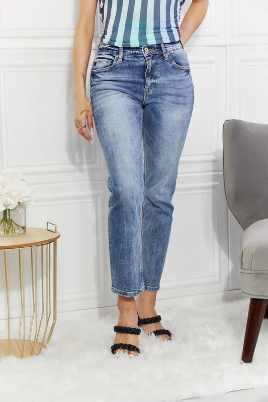 Amara High Rise Straight Jeans Slim